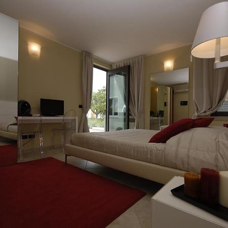 Relais Corte Bergamini Пескиера дел Гарда Стая снимка