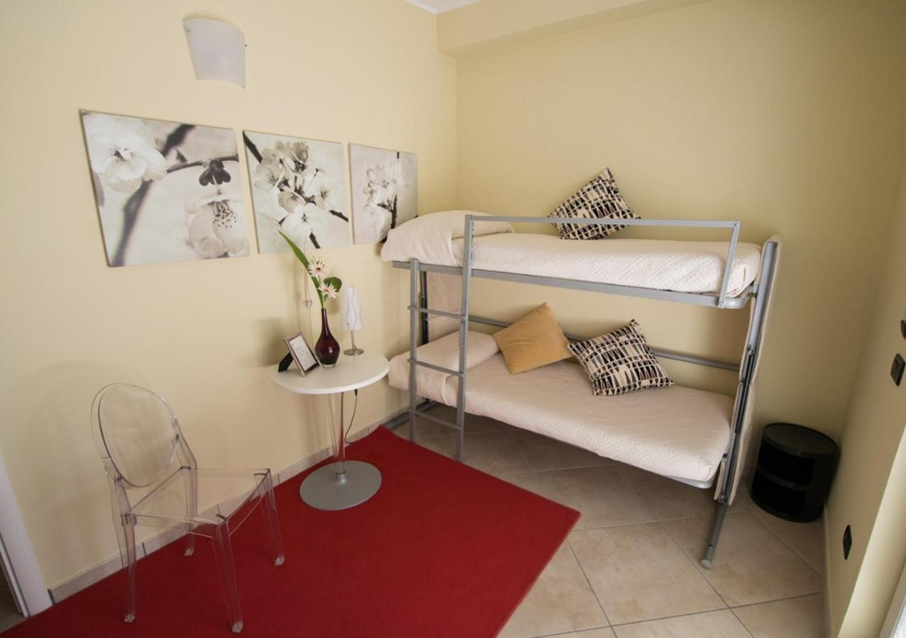 Relais Corte Bergamini Пескиера дел Гарда Екстериор снимка