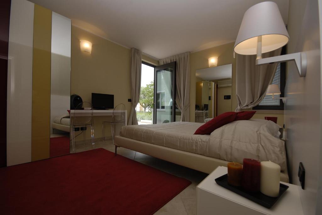 Relais Corte Bergamini Пескиера дел Гарда Стая снимка